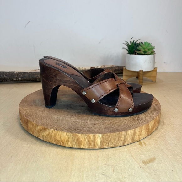 *NXP | "Twiggy" Vintage Made in Brazil Wooden Heeled Leather Straps Sandals 6.5 - Picture 2 of 16